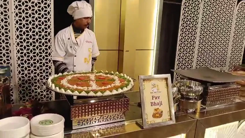 Pav bhaji counter